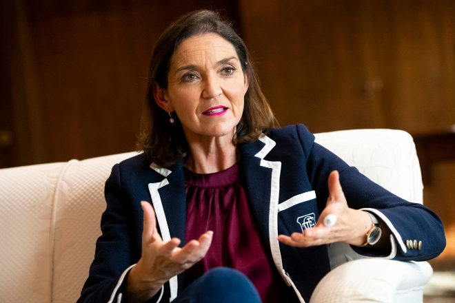 Reyes Maroto: «2023 será un año récord en el turismo, con cifras mejores que las de 2019»