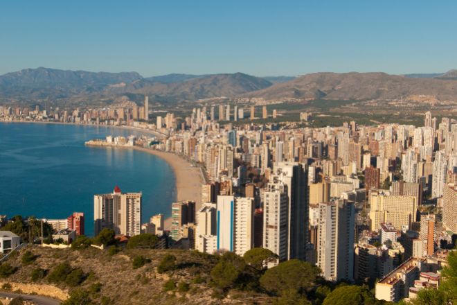 La compraventa de vivienda sube un 10,8% en noviembre y pospone el fin del ‘boom’ inmobiliario