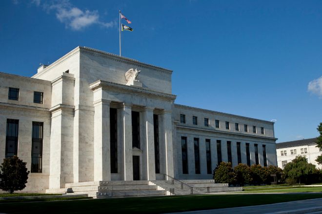 Sede de la Reserva Federal de Estados Unidos, cuyas subidas de tipos están obligando a los bancos a luchar con más ahínco por los depósitos.