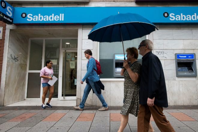 El rally de Sabadell provoca la huida del hedge fund estrella de 2022