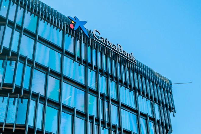 Conductividad cayó suspicaz CaixaBank gana 100.000 clientes en fondos de inversión en el último año |  Banca