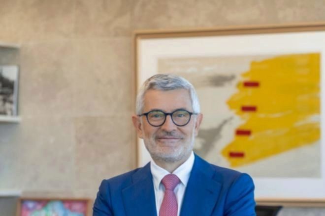 Ángel Rivera remodela el comité de dirección de Santander España