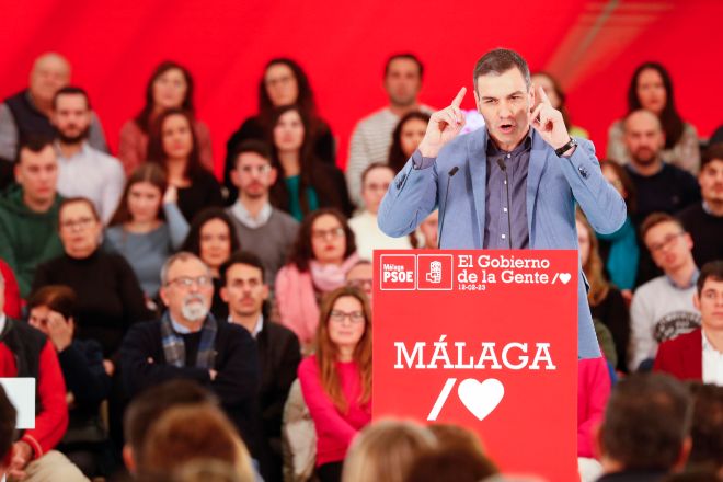 Pedro Sánchez avanza que el martes subirá el SMI y pide responsablidad a la patronal