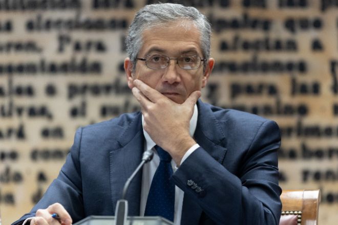 El Gobierno pacta con el PP la elección de dos consejeros del Banco de España