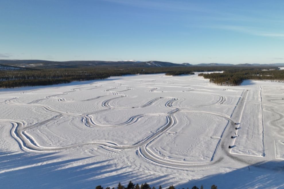 Volkswagen Driving Experience - Lago helado - Arvidsjaur - Suecia - Volkswagen Golf R - R Ice Experience en Suecia
