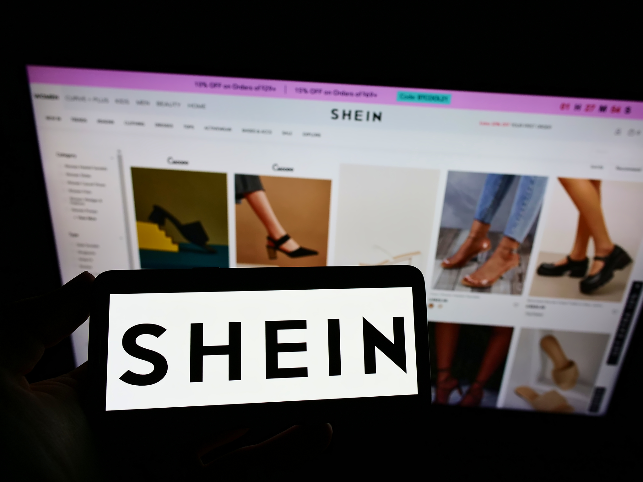 Entra en vigor la tasa europea de 3 euros en compras a plataformas de bajo coste como Shein y Temu