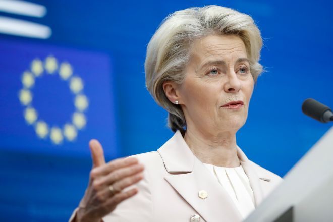 La UE adopta el décimo paquete de sanciones contra Rusia