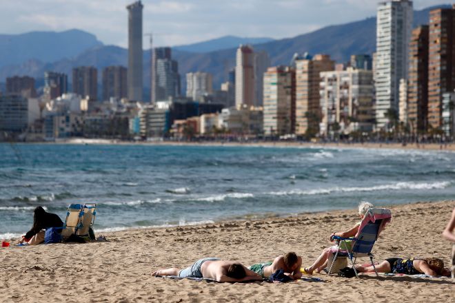 La economía del sector servicios sube con fuerza en febrero