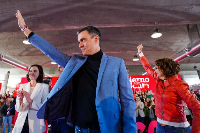 Sánchez aprobará una ley que obligará a la paridad en los consejos de las grandes empresas
