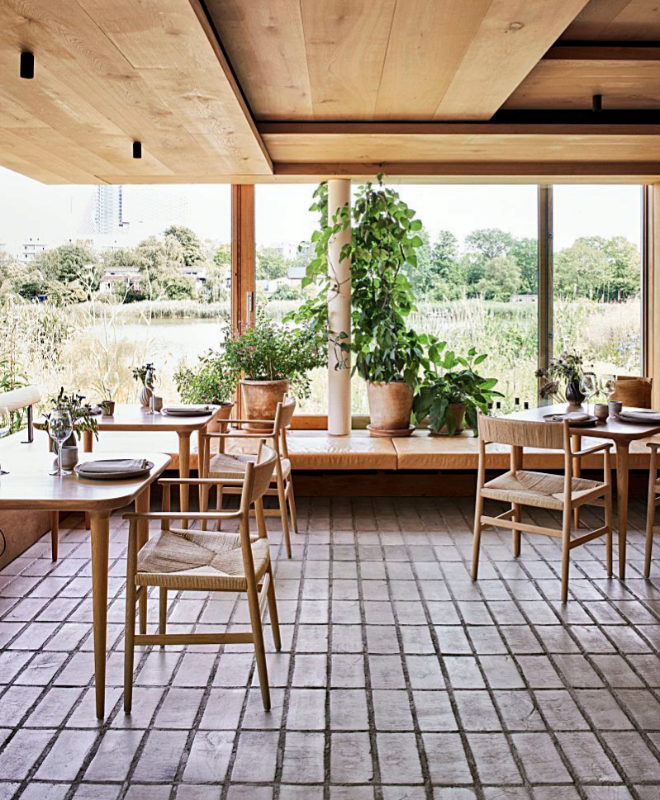 Con vistas al exterior y a una cocina di