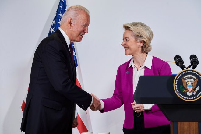El presidente de Estados Unidos, Joe Biden, y la presidenta de la Comisión Europea, Ursula von der Leyen.