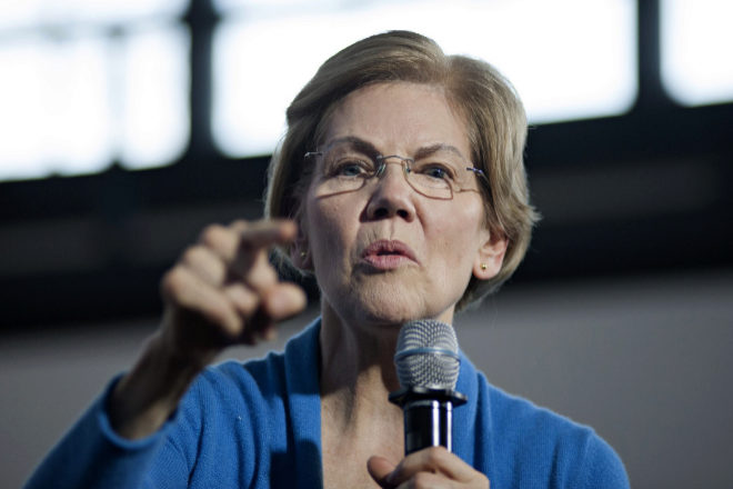 La senadora demócrata Elizabeth Warren, miembro del Comité Bancario del Senado de EEUU, lidera las acusaciones del Capitolio contra la Fed.