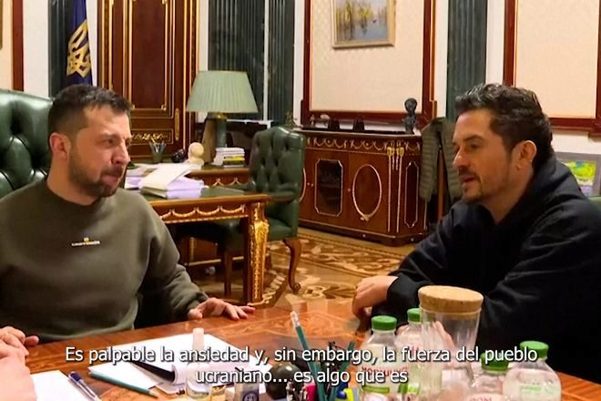 El actor Orlando Bloom visita a Zelenski en Kiev
