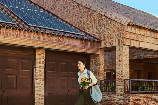 Iberdrola ofrece su solucin de autoconsumo, Smart Solar, tanto para comunidades de propietarios como vivienda unifamiliar