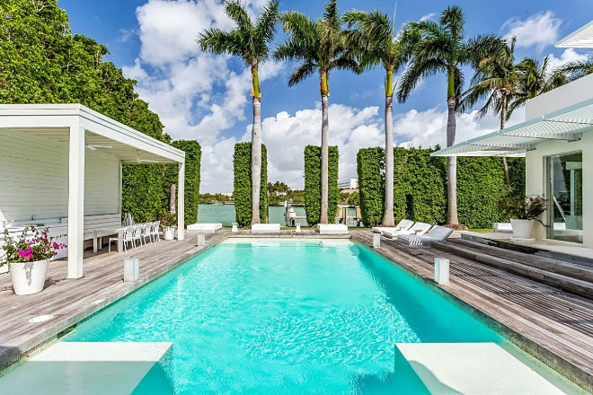 La piscina de la nueva mansin de Shakira en Miami