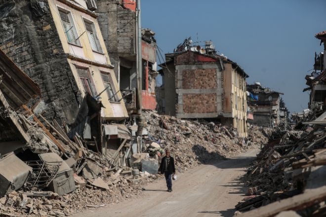 Turquía estima que el terremoto de febrero rebajará su crecimiento en 1,4 puntos