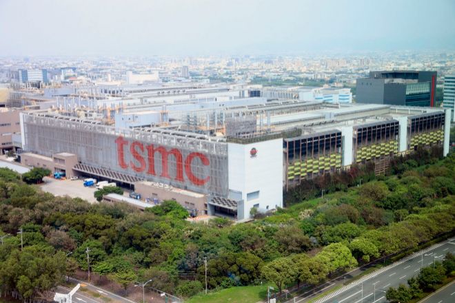 Edificio de Taiwan Semiconductor Manufacturing Co. (TSMC) en Taichung, Taiwán.
