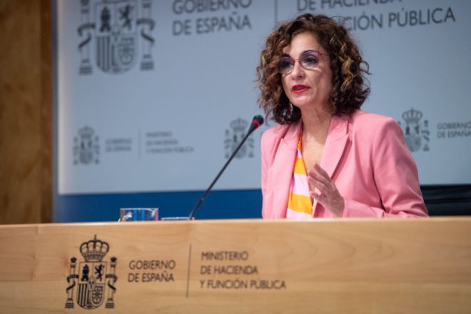 Hacienda rebaja el IRPF a agricultores y ganaderos en 1.800 millones por la sequía
