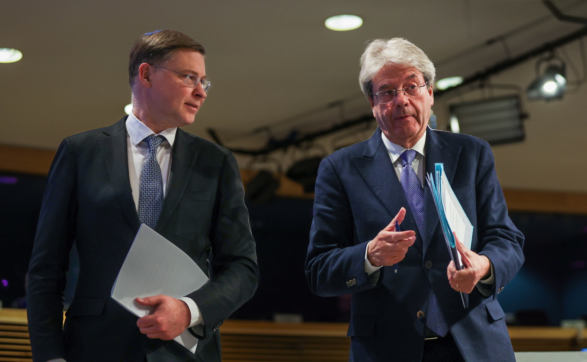 Bruselas exigirá a España un ajuste anual de 7.000 millones para drenar el déficit