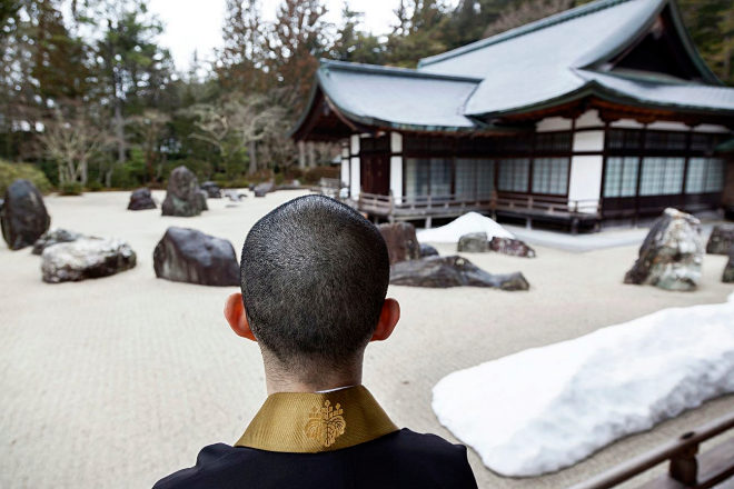 ZEN. El templo Kongobuji, en Koyasan, atesora el mayor jardn de rocas de todo Japn.