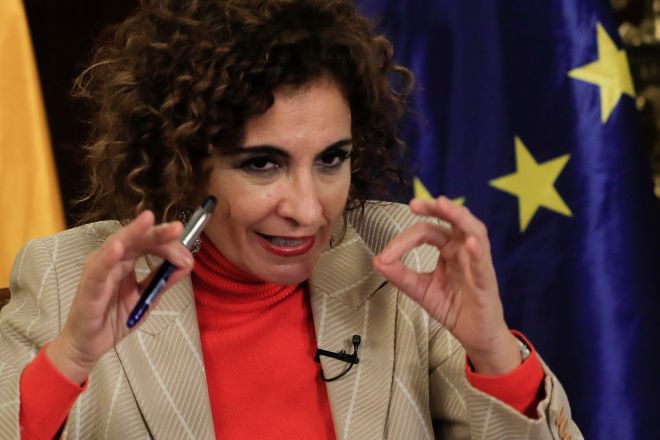 Hacienda acelera un año la reducción del déficit ante la reactivación de las reglas fiscales