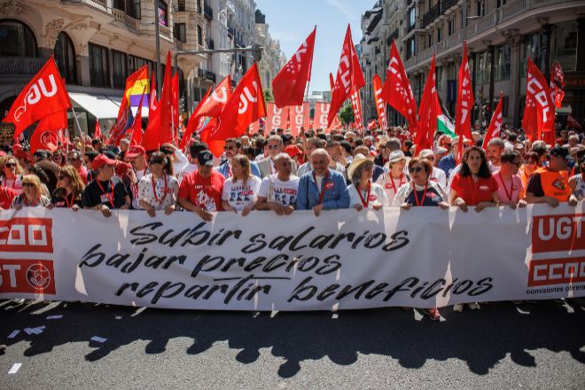 Los sindicatos exigen una subida salarial en la manifestación del Primero de Mayo en Madrid