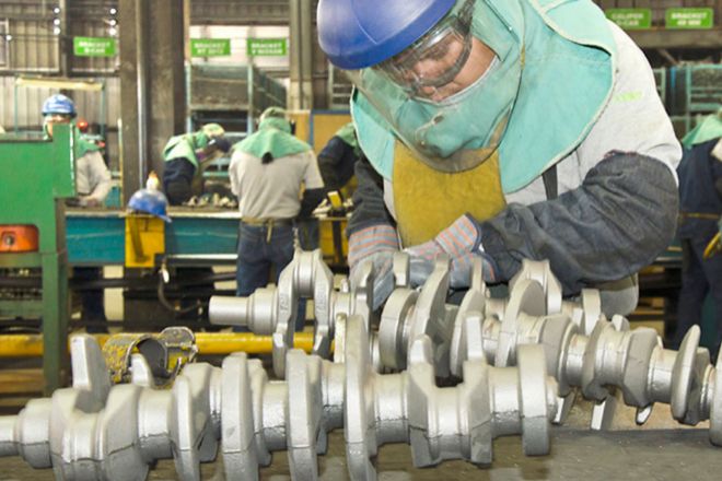 La producción industrial repunta un 5,3% en marzo