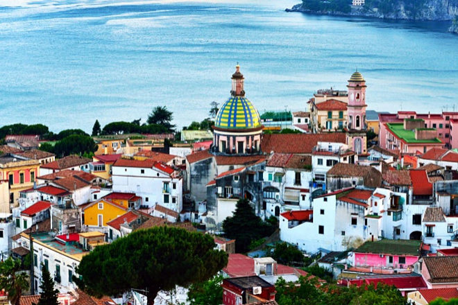 Vietri Sul Mare en la Costa Amalfitana