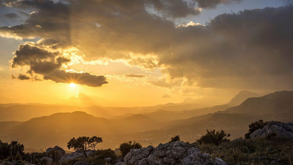 10 pueblos de montaña con encanto y de los más bonitos de España....