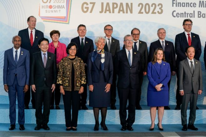 El G7 acuerda reconfigurar la regulación bancaria y las cadenas de suministro
