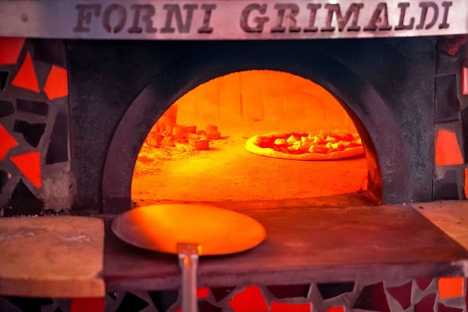 La escuela LArte del Pizzaiolo enseña a diferencia entre a pizza napolitana y la pizza romana