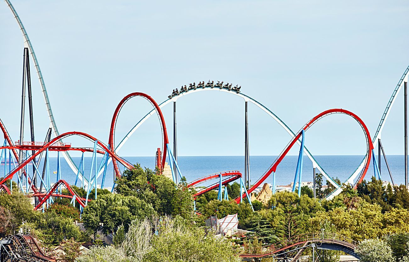 shambala-portaventura-esta-monta-a-rusa-es-la-m-s-alta-y-con-la-ca-da