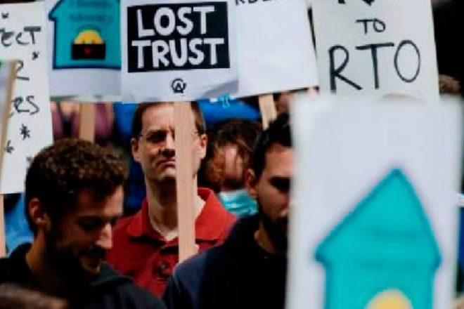 Empleados de Amazon en EEUU protestan por la obligación de volver a la oficina.