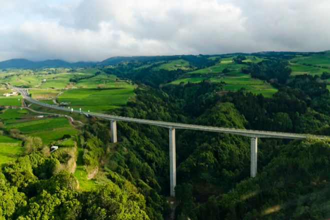 Ferrovial ha vendido su participación en la autopista de las Islas Azores, que cuenta con más de 93 kilómetros de longitud. FERROVIAL VENDE - FERROVIAL AZORES