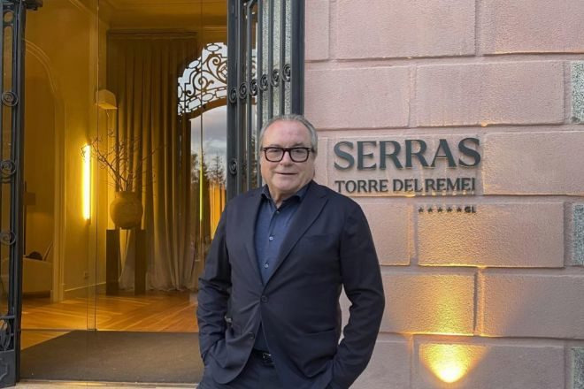 Jordi Serra, en el histórico hotel Torre del Remei, en la Cerdaña, el último en incorporarse al porfolio de Serras Collection. La marca también tiene hoteles en Barcelona, Andorra y abrirá en Sevilla uno en la antigua sede del Popular a finales de 2024.