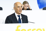Ferrovial se impone a FCC en la mayor autopista checa