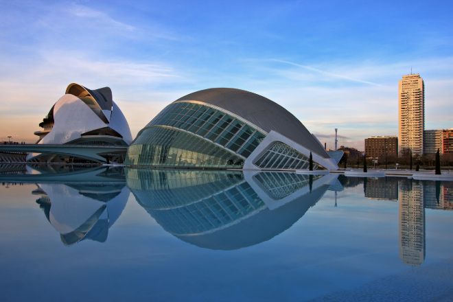 Ciudad de Las Artes y Las Ciencias, en Valencia. El Palau de Les Arts acogerá mañana la gala '50 Best'.