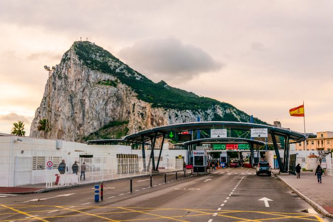 Frontera entre España y Gibraltar.
