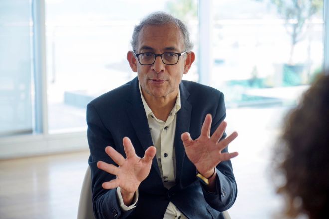 Abhijit Banerjee: «El Ingreso Mínimo Vital en España no llega al 50% de los posibles beneficiarios»