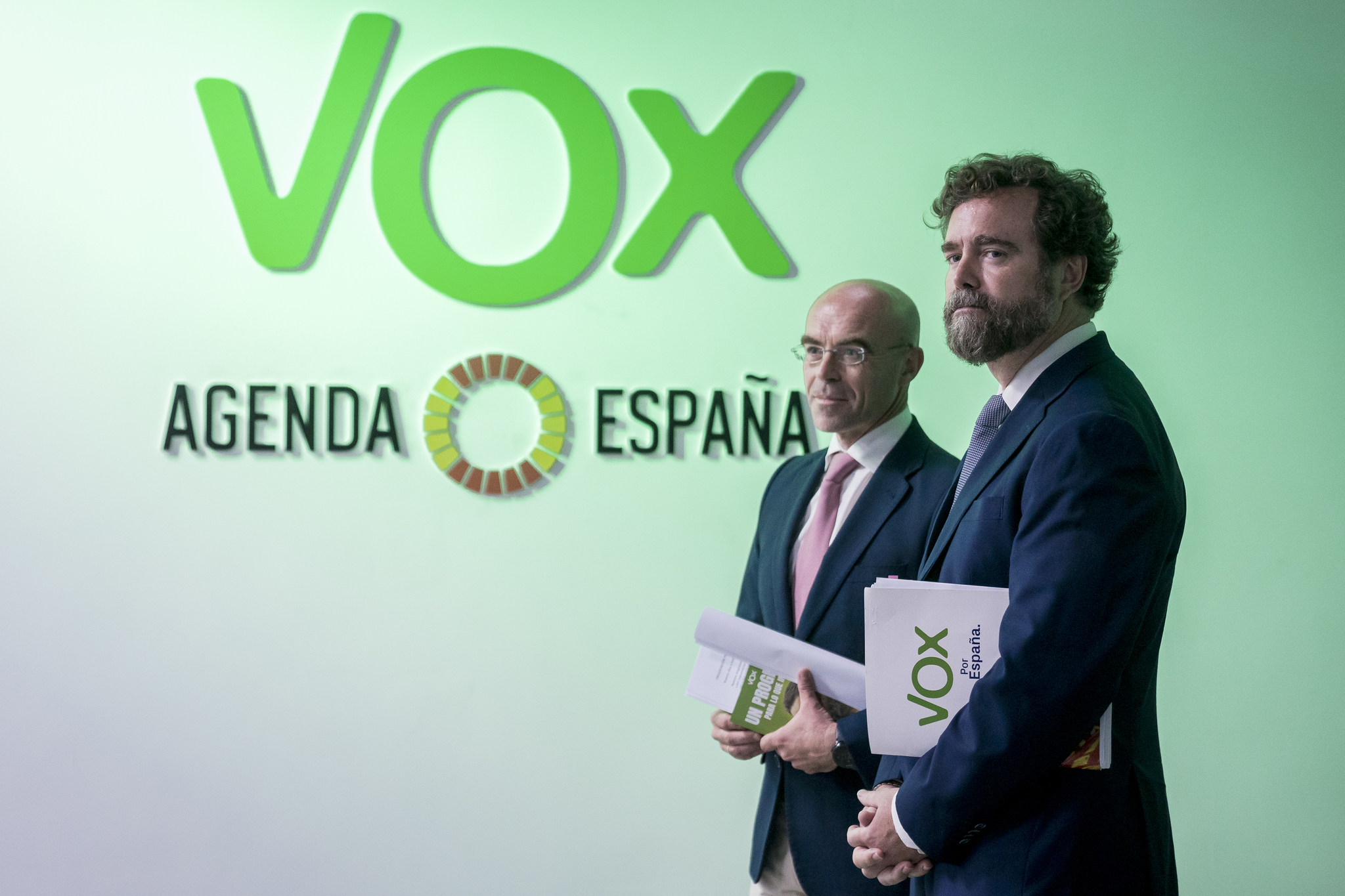 Vox eliminará cuatro impuestos, rebajará otros cuatro y derogará las leyes sociales de Sánchez