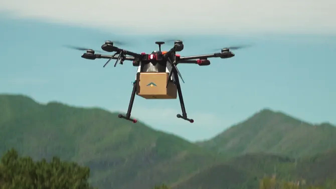 AldoraTech fabrica sus propios drones con impresoras 3D.
