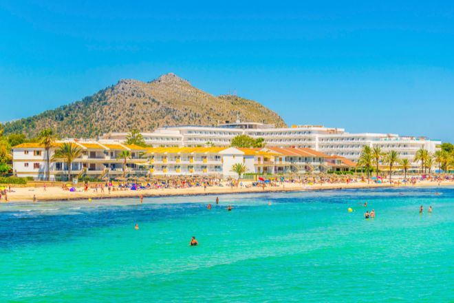 Las tarifas hoteleras en temporada alta se han encarecido un 66% en solo 2 años