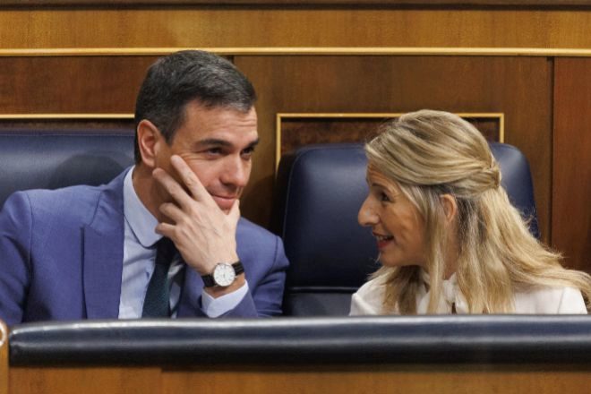 Subidas fiscales y del salario mínimo: el plan económico de la coalición PSOE-Sumar