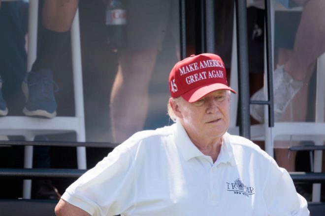 Trump este domingo durante el LIV Torneo de Golf de Bedminster, New Jersey.