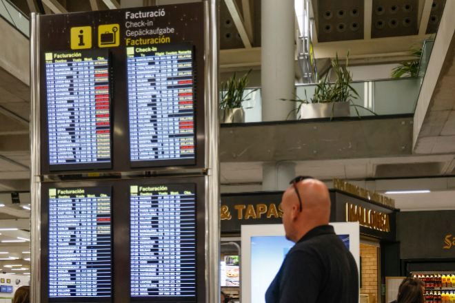 España bate récord en julio con 10,1 millones de turistas