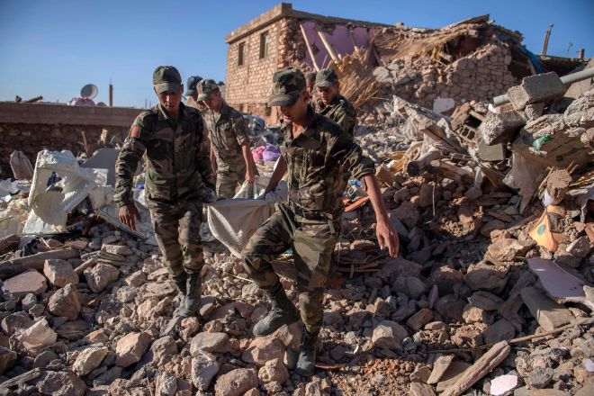 El terremoto de Marruecos deja ya más de 2.000 muertos y se intensifican los trabajos para rescatar a los supervivientes