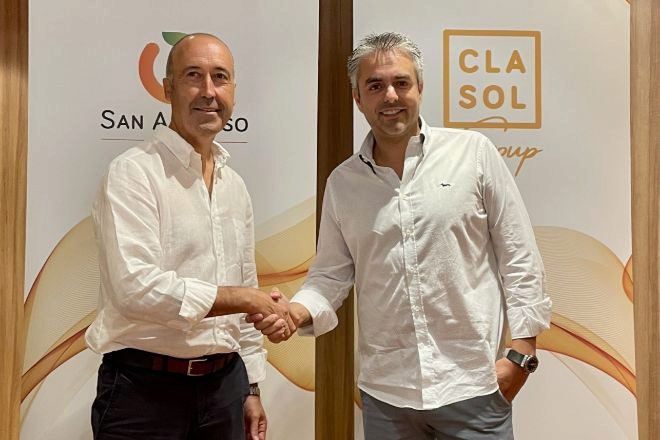Emilio Balaguer, presidente de la Cooperativa San Alfonso, y César Claramonte, CEO de Clasol.