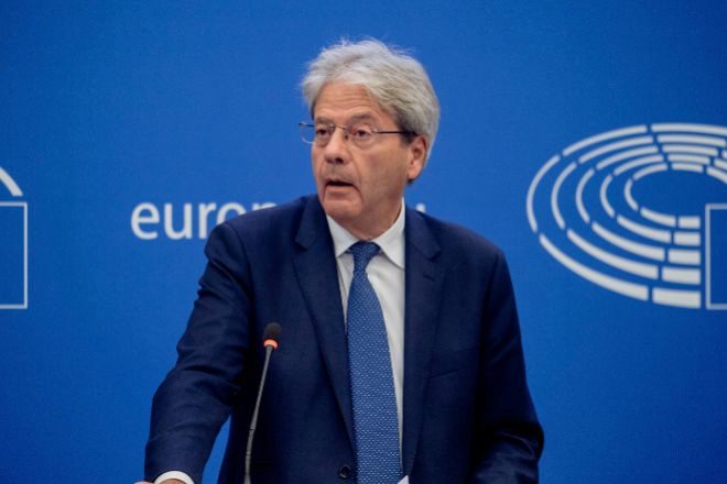 Bruselas busca bajar la carga fiscal a pymes y subirla a multinacionales