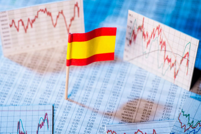 Banca y CEOE avisan del enfriamiento económico que viene: el PIB subirá menos del 2% en 2024