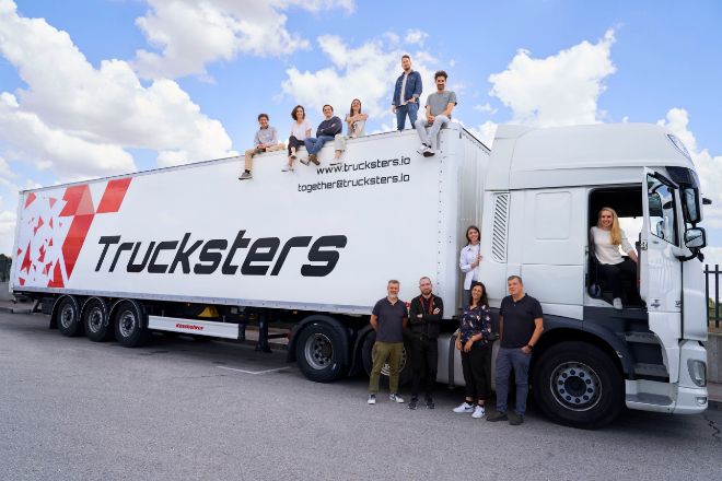 Equipo fundador y miembros del comité de estrategia de Trucksters.